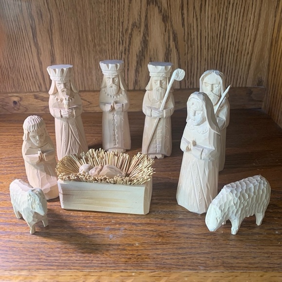 Vintage Polish Handcrafted Wooden Nativity Set - Picture 1 of 10